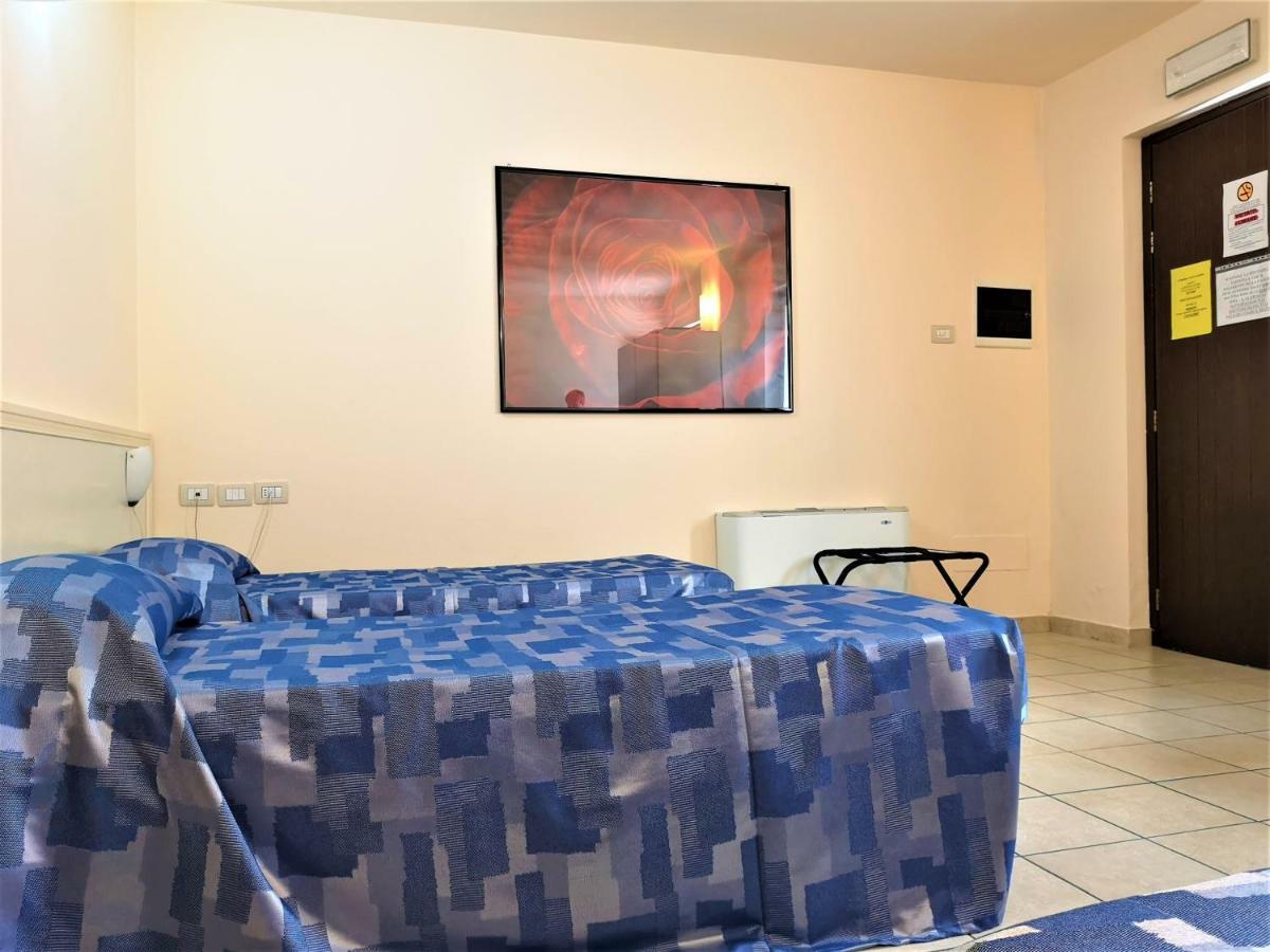 Antica Locanda Il Girasole Монца Екстер'єр фото